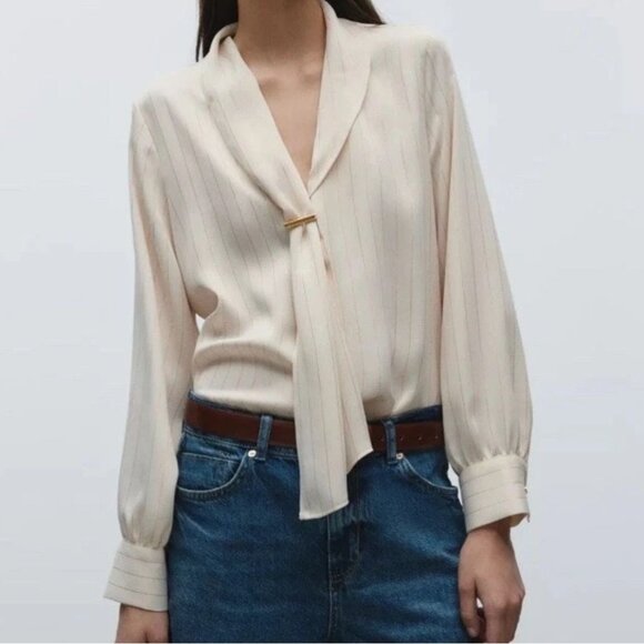 ZARA Women Size XS Ivory Long Sleeve Blouse Metallic Stirpped - Picture 1 of 11